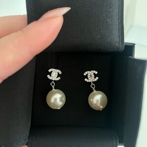 Chanel CC Pearl/Crystal Drop Earrings